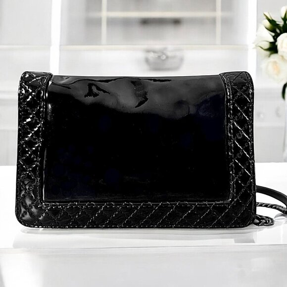CHANEL Auth WOC Boy Reverso Lambskin Black Patent Leather Crossbody Bag Chain - Picture 3 of 16
